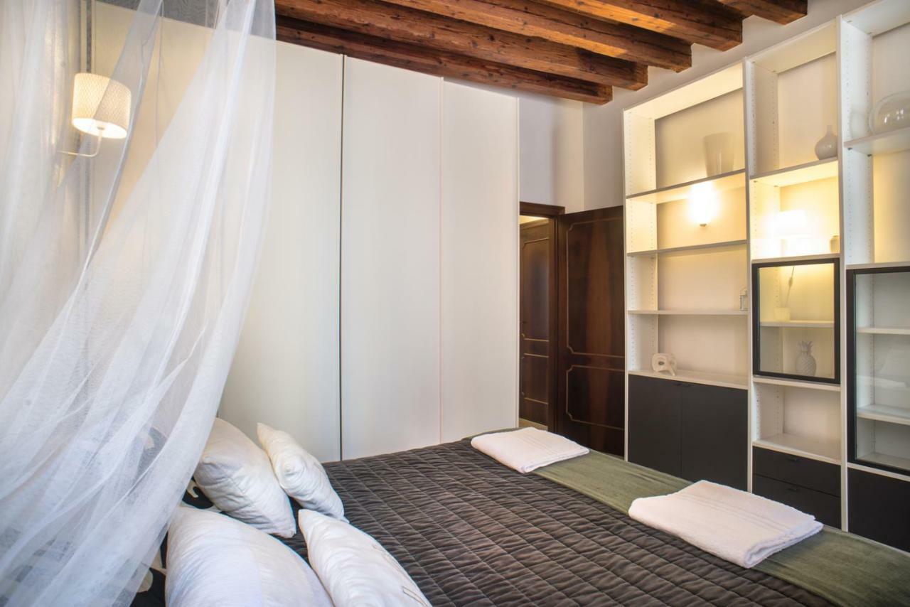 Terrazzina - Romantic Pied A Terre At The Heart Of Cannaregio District Венеция Экстерьер фото